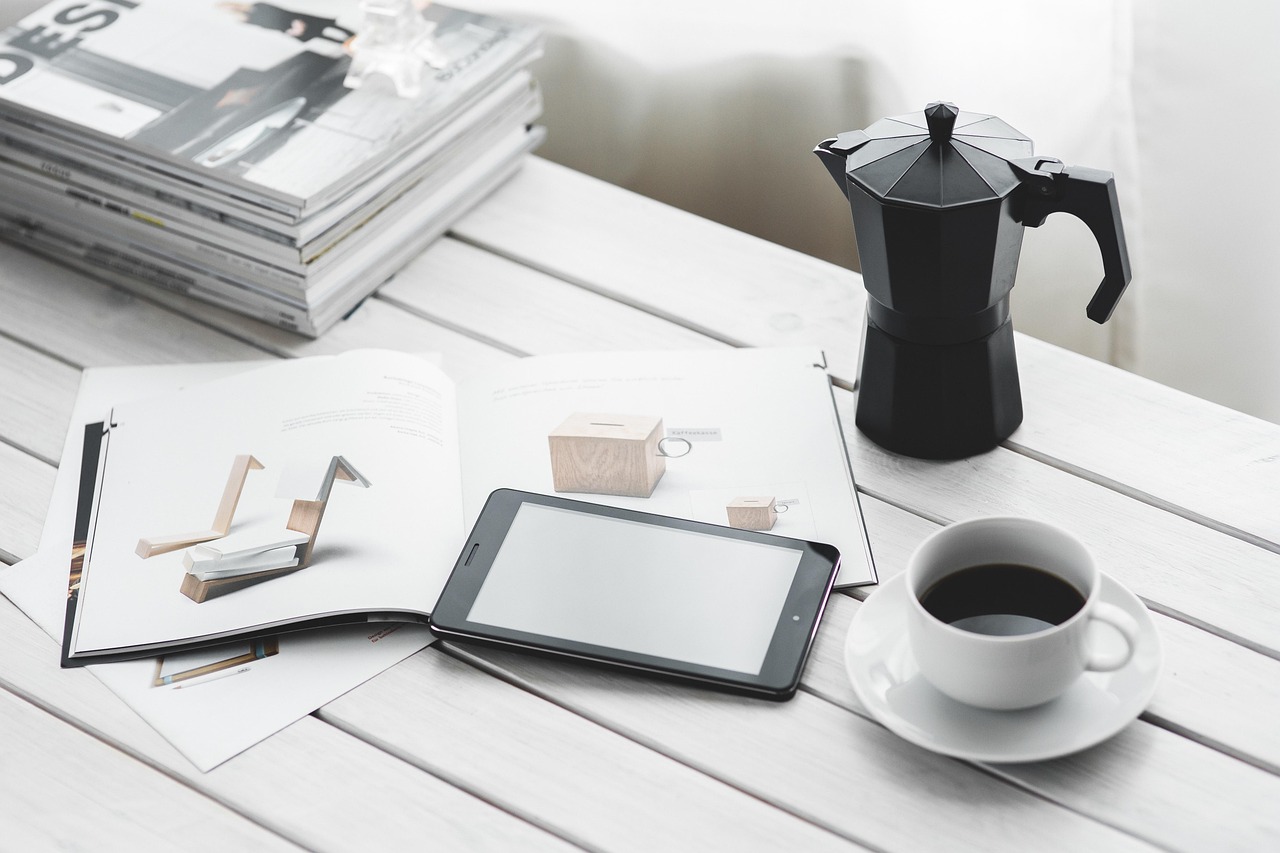 technology, tablet, digital tablet, coffee cup, computer, device, desk, coffee, cup, magazines, leisure